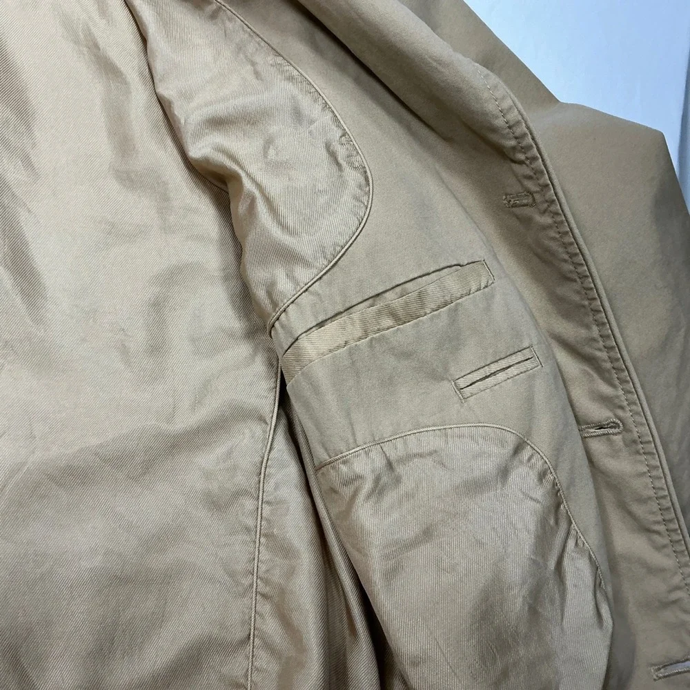 Cremieux Men's Beige Cotton Blazer Jacket with Elbow Patches‎ - Versatile Style